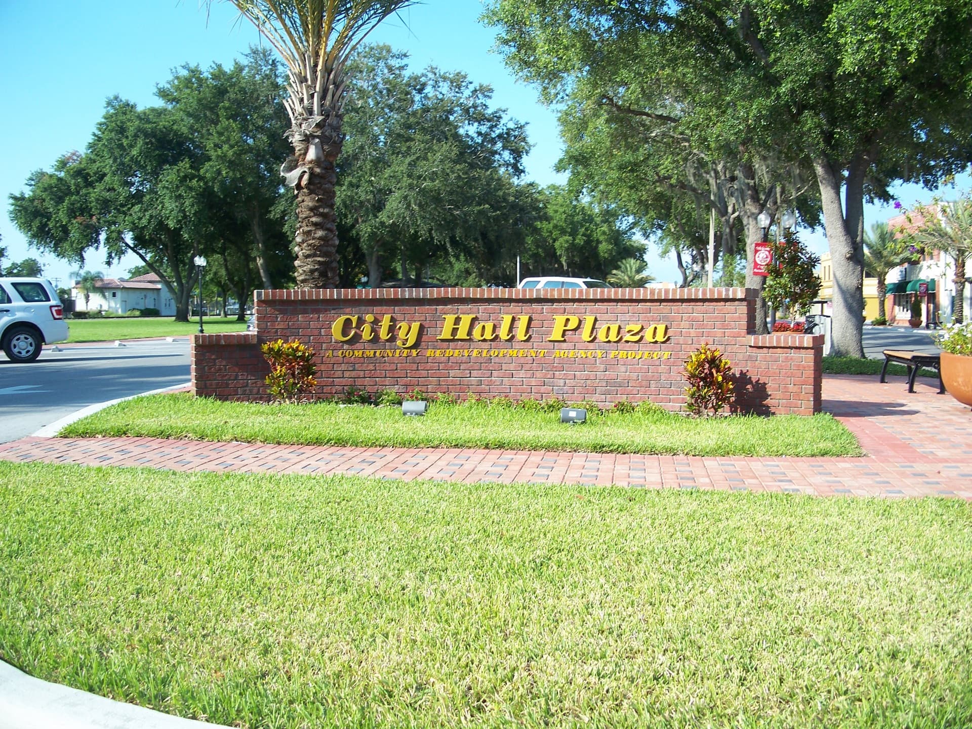 City Hall Plaza, Auburndale, Florida