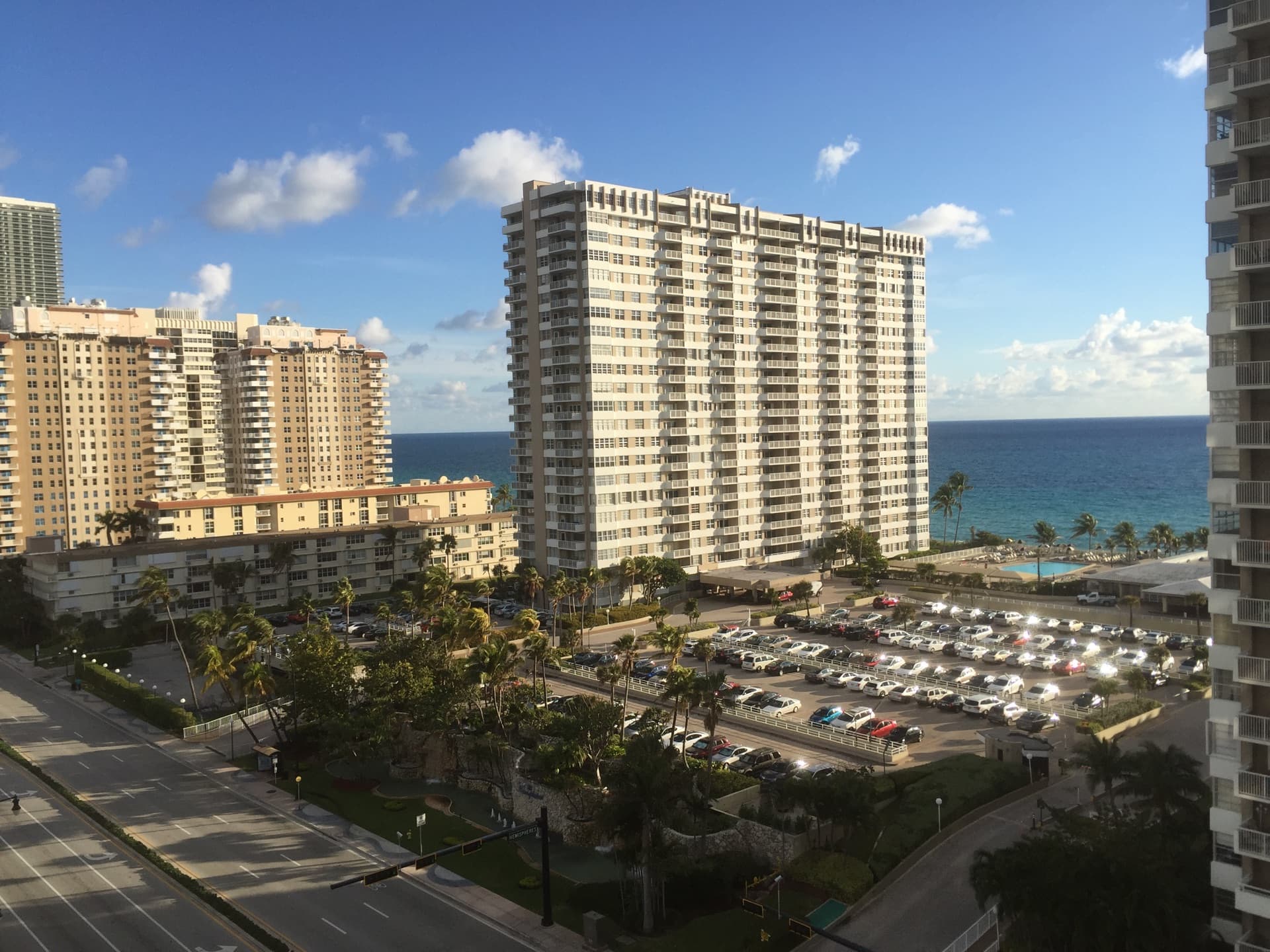 Hallandale Beach, Florida