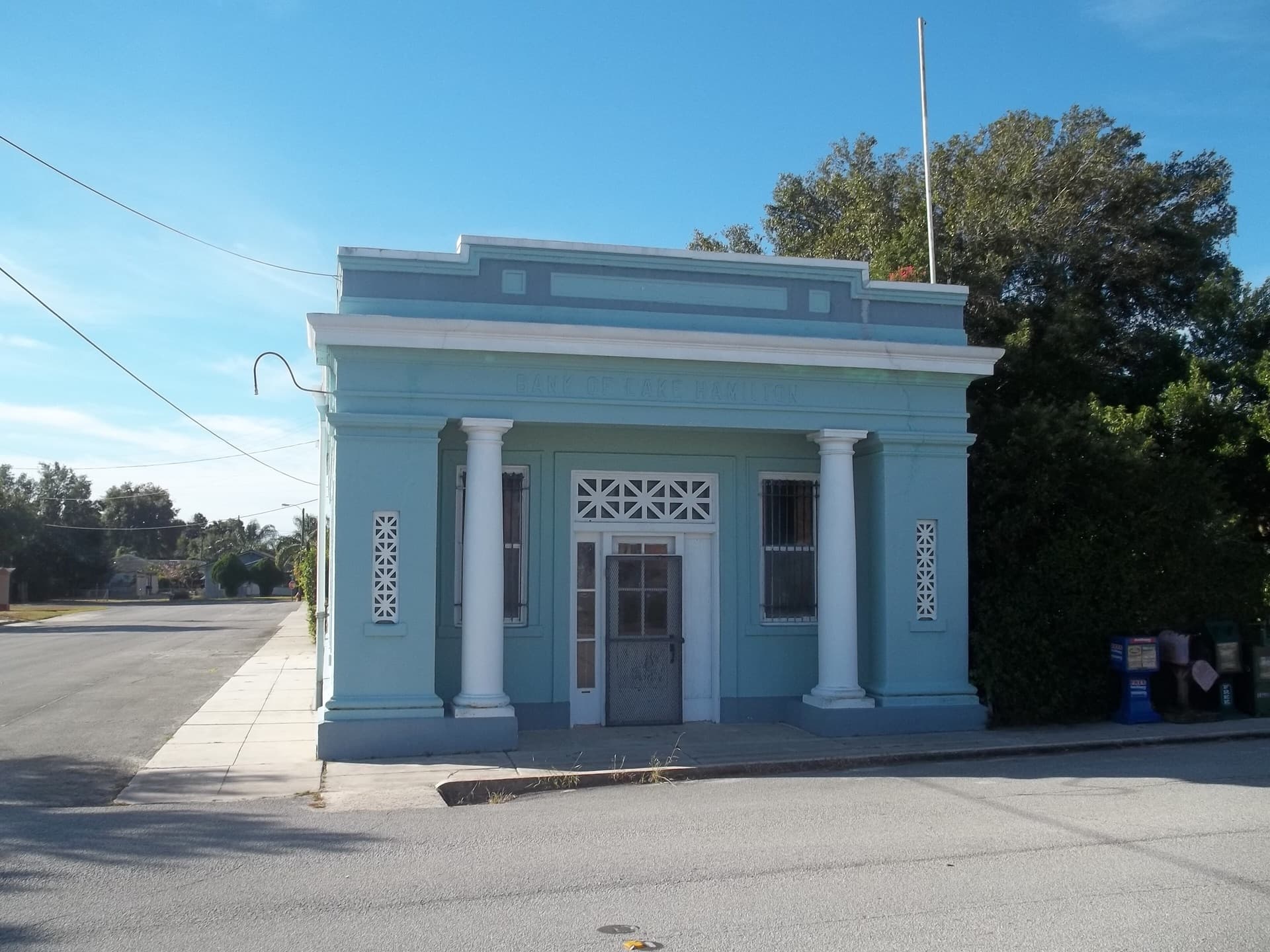 Historic bank building, Lake Hamilton, Florida